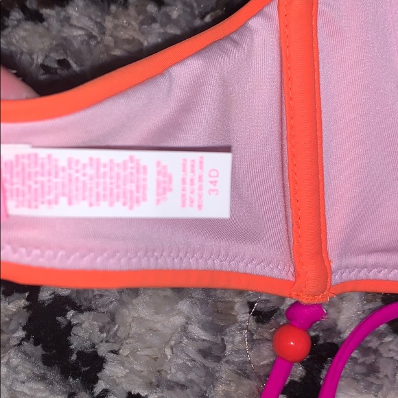 Victoria’s Secret swim suite - Picture 3 of 4